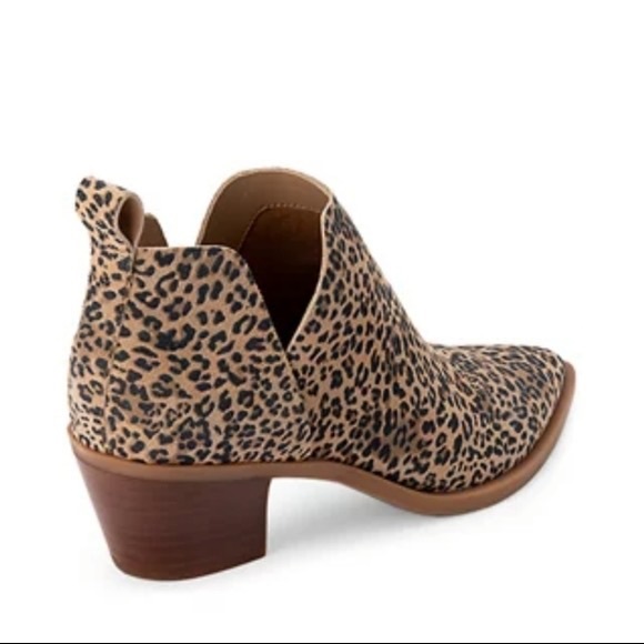 Women’s Dolce Vita Satara Stack Heeled Leopard Booties - Picture 2 of 6